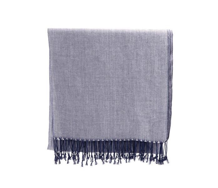 1840ScarfWEB09 fc05a8c4 8905 4682 ac3b 9666fee6ad38 grande image